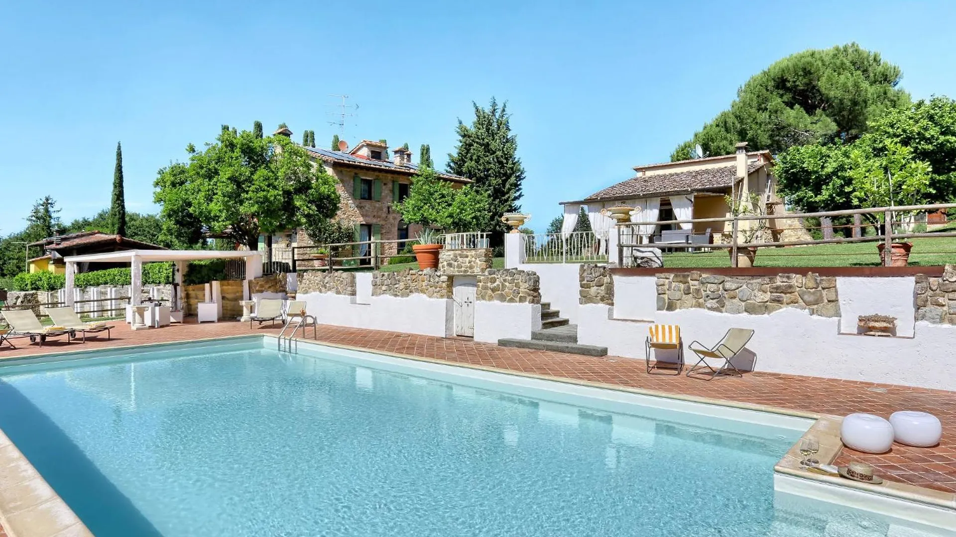 Villa Fonte Di Pillo By Interhome Querce  Italy